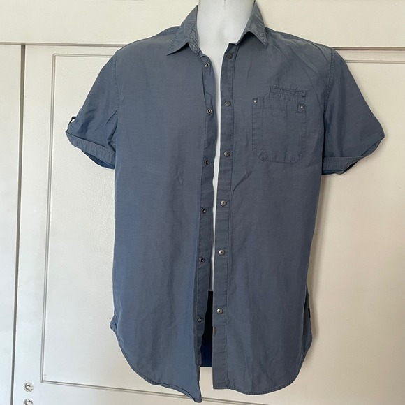 Calvin Klein Jeans Short Sleeve Button‎ Down blue Shirt Roll Tab Shirt Small - Picture 1 of 13